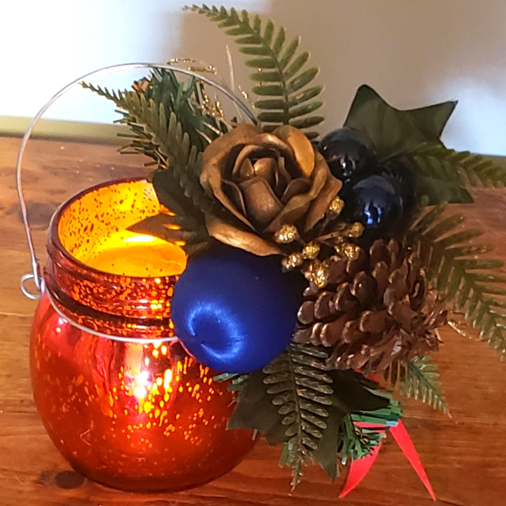 Christmas candle holder